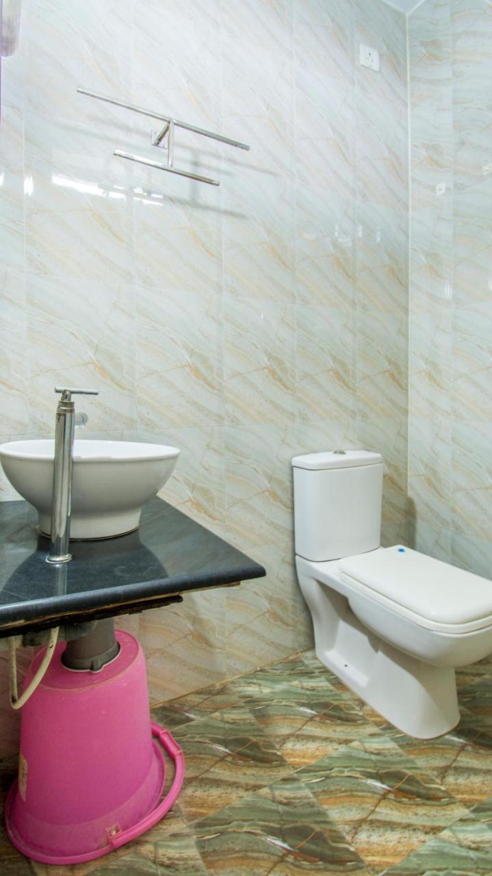 Hotel Executive Inn Віджаявада Екстер'єр фото