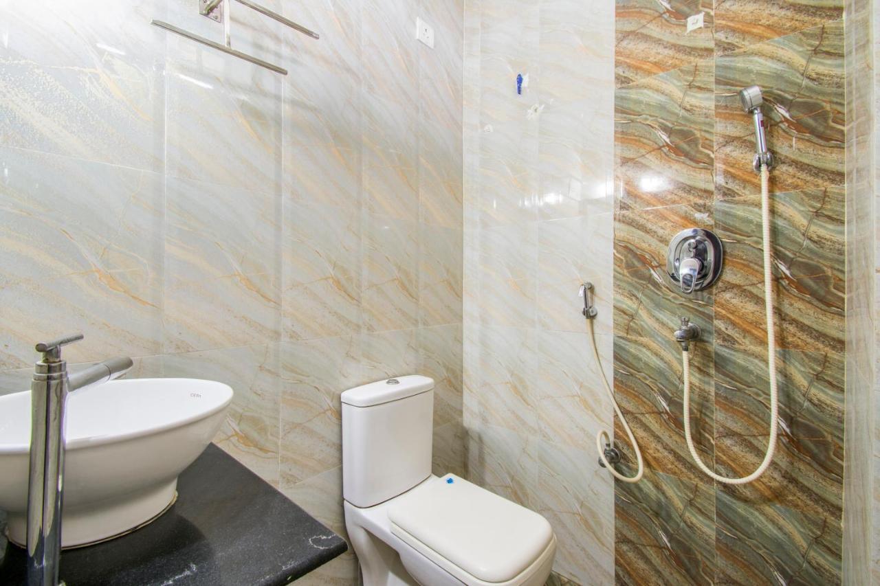 Hotel Executive Inn Віджаявада Екстер'єр фото